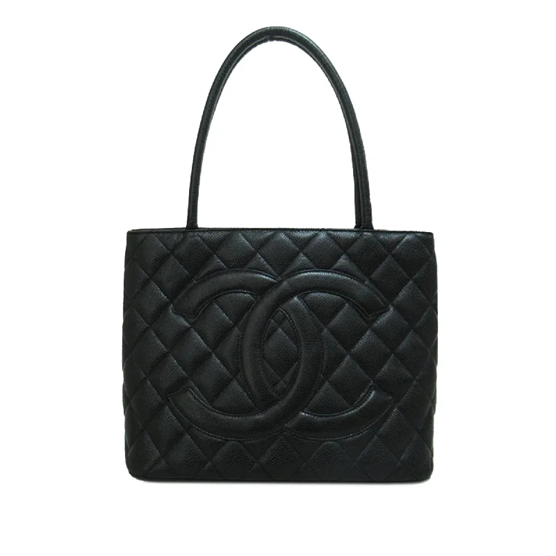 Chanel Caviar Medallion Tote Bag (SHG-0z0hK1)