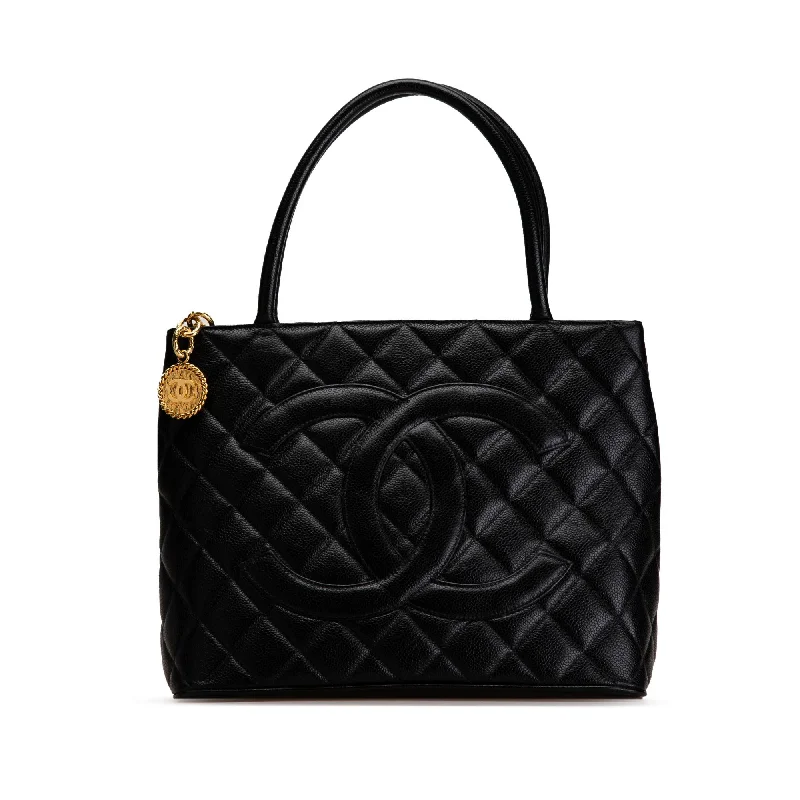 Chanel Caviar Medallion Tote (SHG-90N51p)