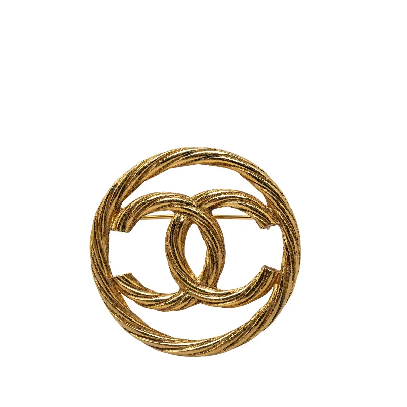 Chanel CC Brooch (SHG-5yqQhb)