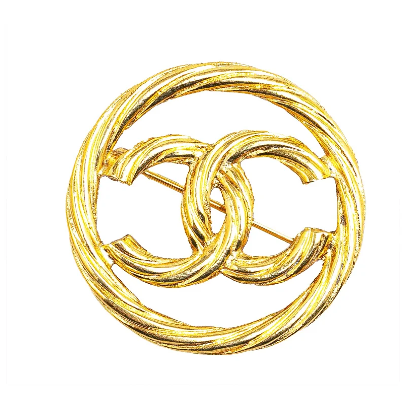 Chanel CC Brooch (SHG-NSFpkq)