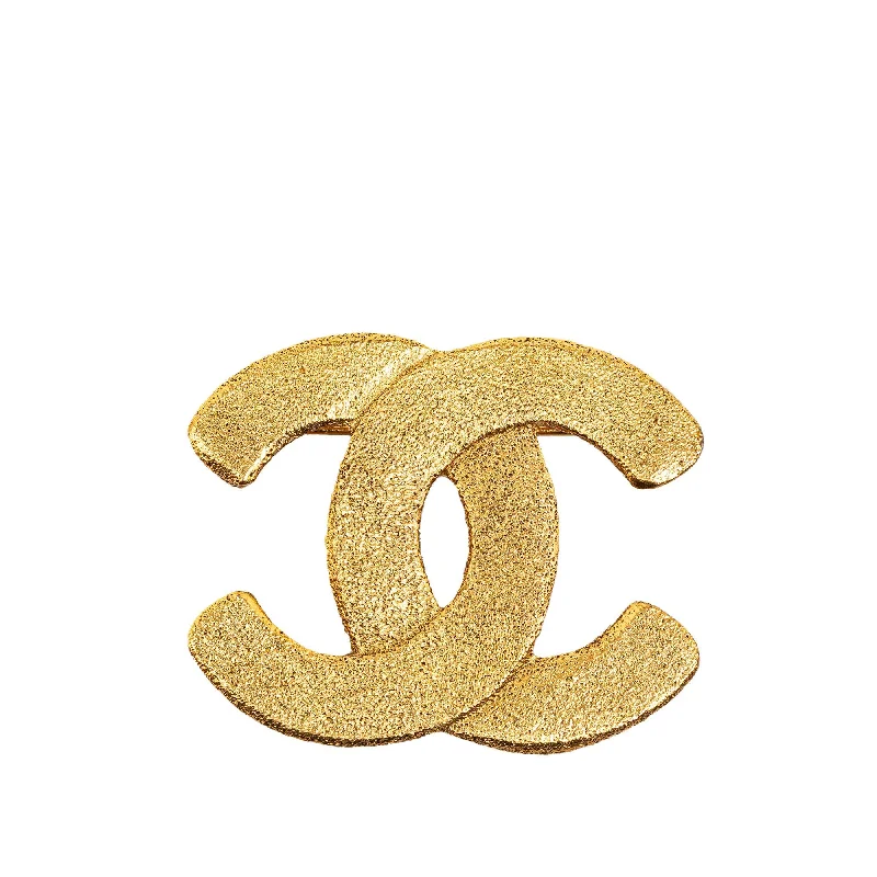 Chanel CC Brooch (SHG-uEbzUF)