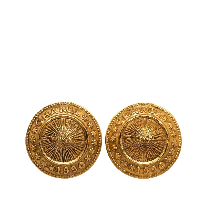 Chanel CC Clip On Earrings (SHG-3Rbtr7)