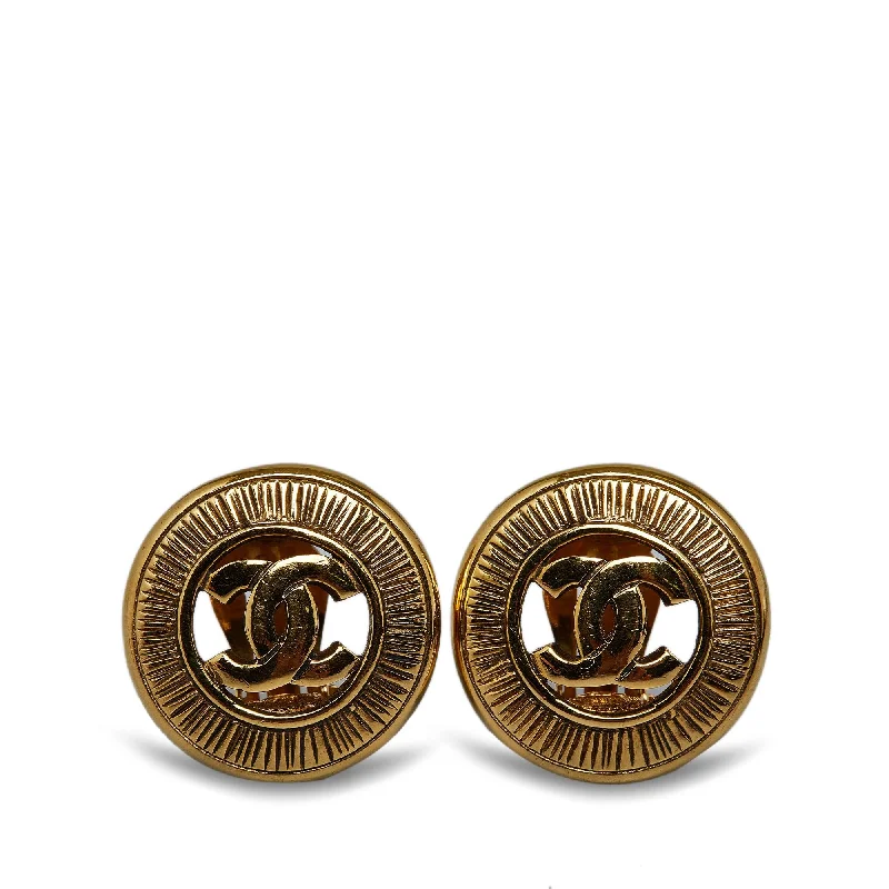 Chanel CC Clip On Earrings (SHG-H8UQ7a)