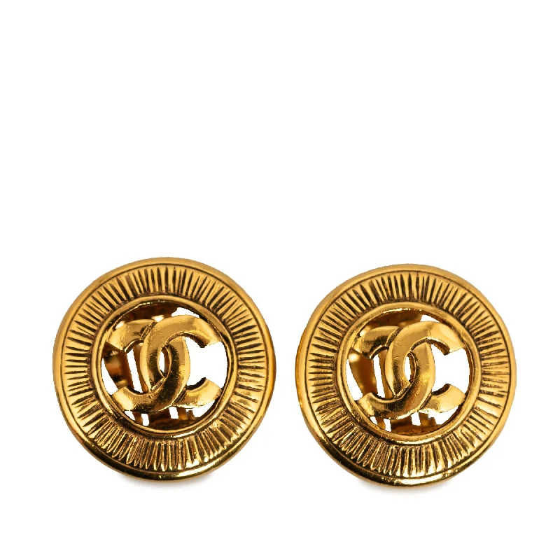 Chanel CC Clip On Earrings (SHG-VhTNVK)