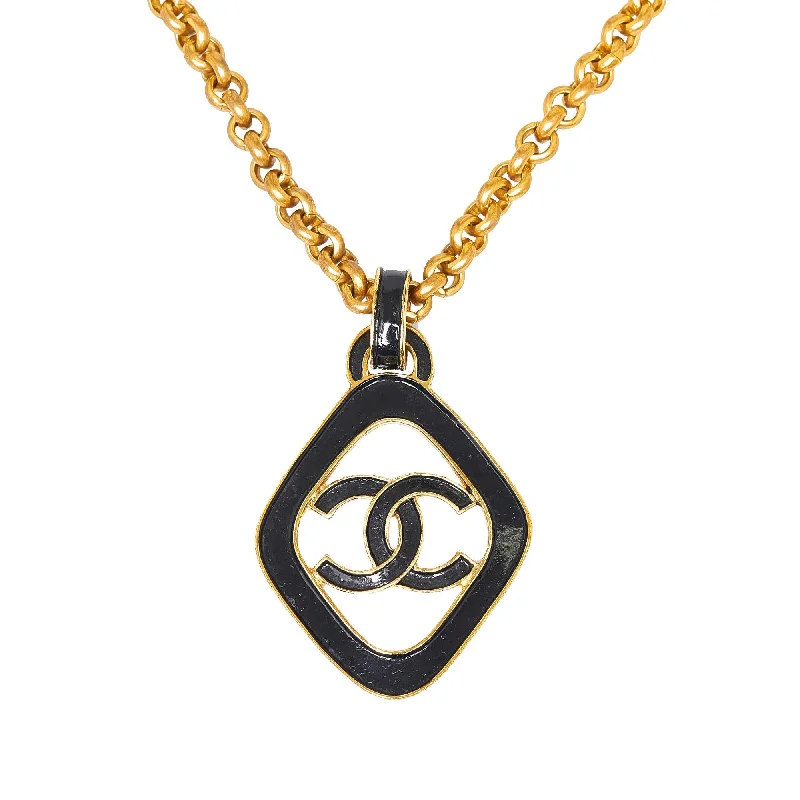 Chanel CC Pendant Necklace (SHG-2rTjhs)