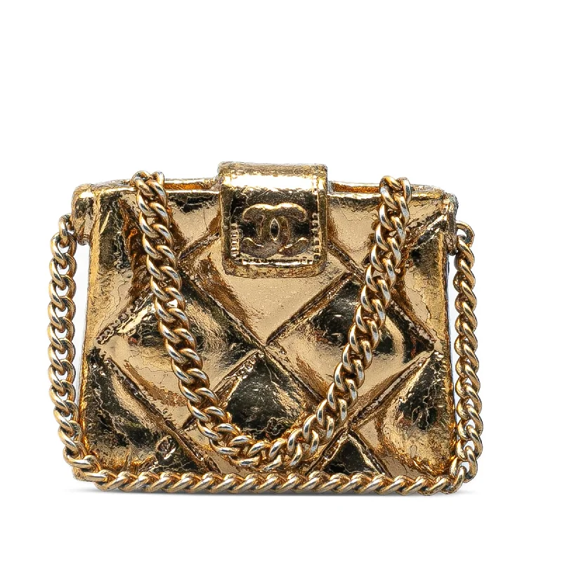 Chanel CC Quilted Flap Bag Brooch (SHG-IiuY9h)