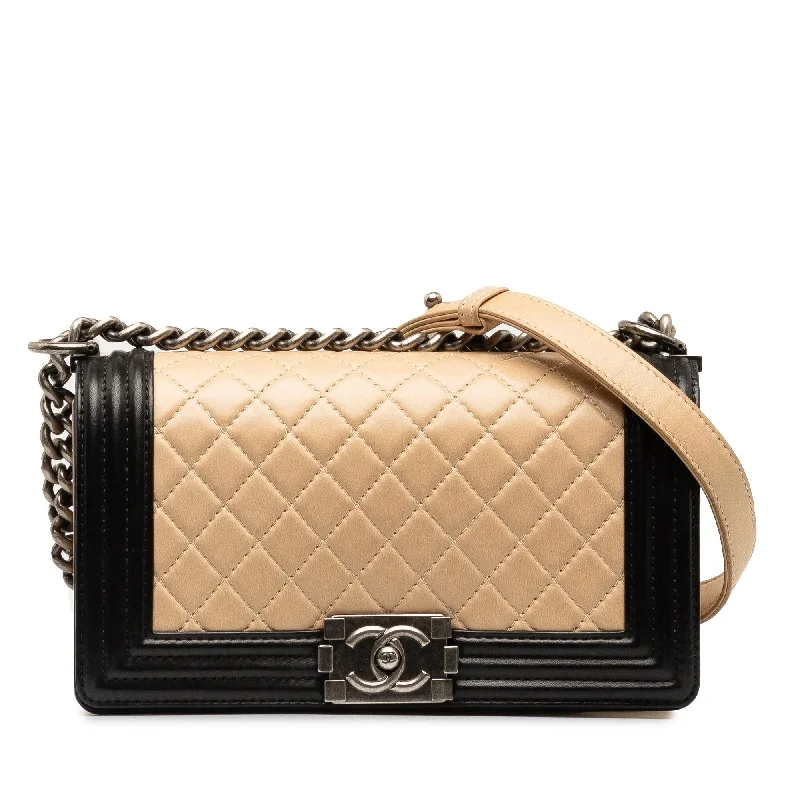 Chanel Medium Lambskin Boy Bicolor Flap Bag (SHG-rXdhO4)