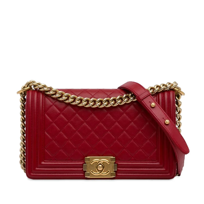 Chanel Medium Lambskin Boy Flap Bag (SHG-4DrSly)