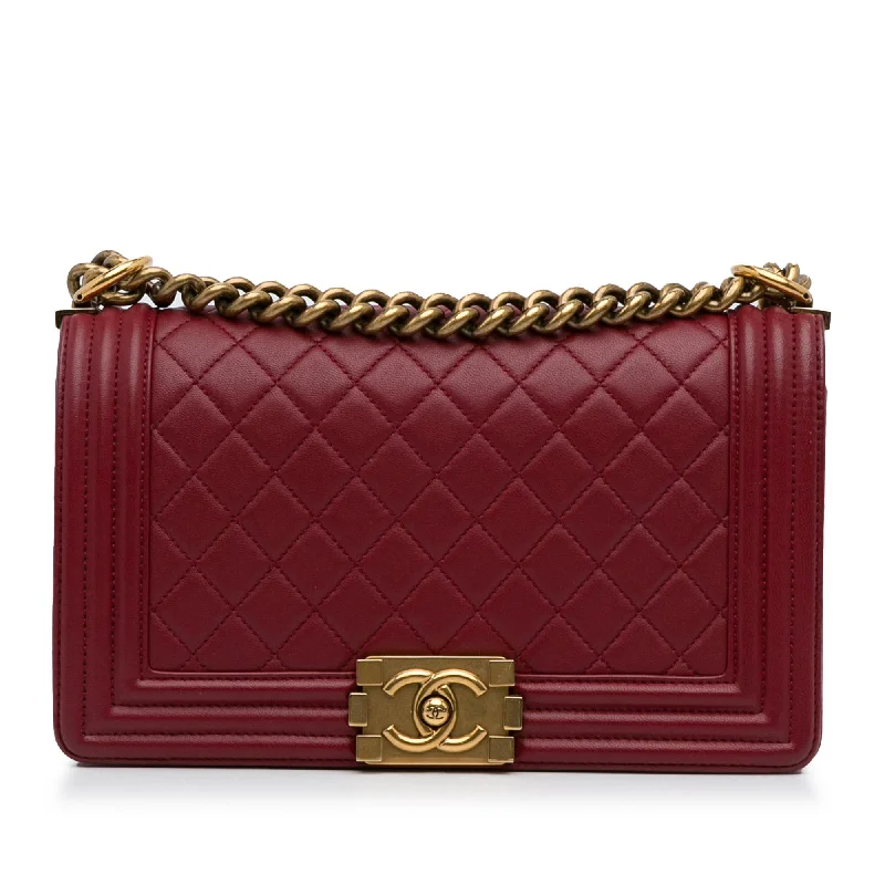 Chanel Medium Lambskin Boy Flap Bag (SHG-FIM8qt)