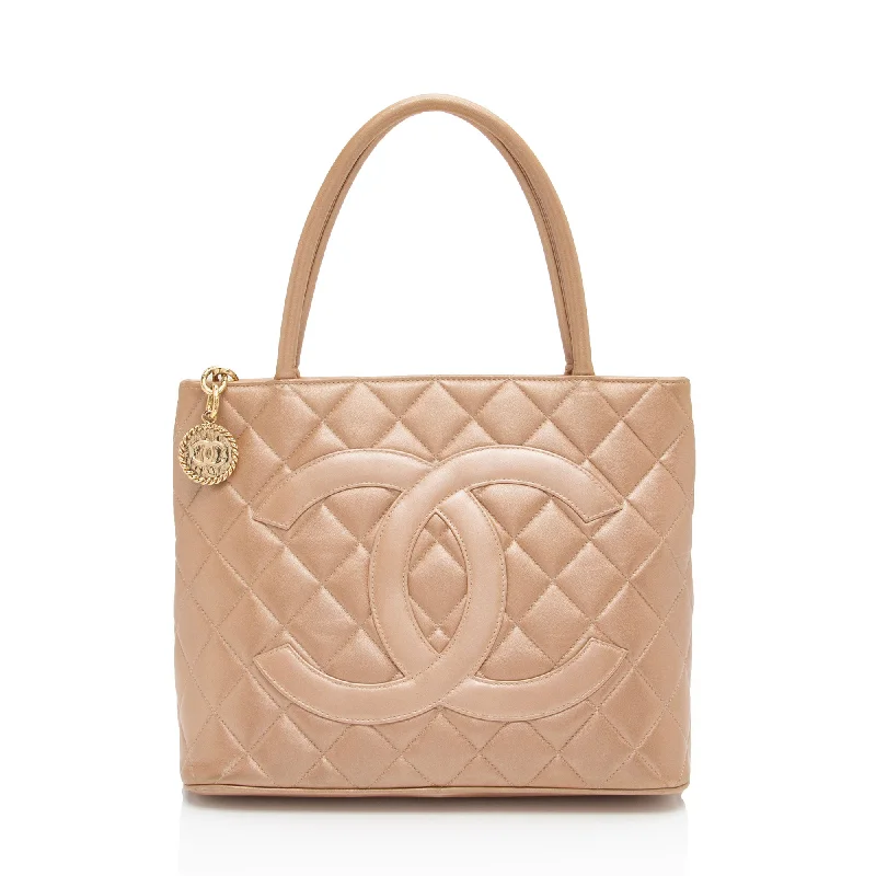 Chanel Vintage Lambskin Medallion Tote (SHF-rUIzq2)