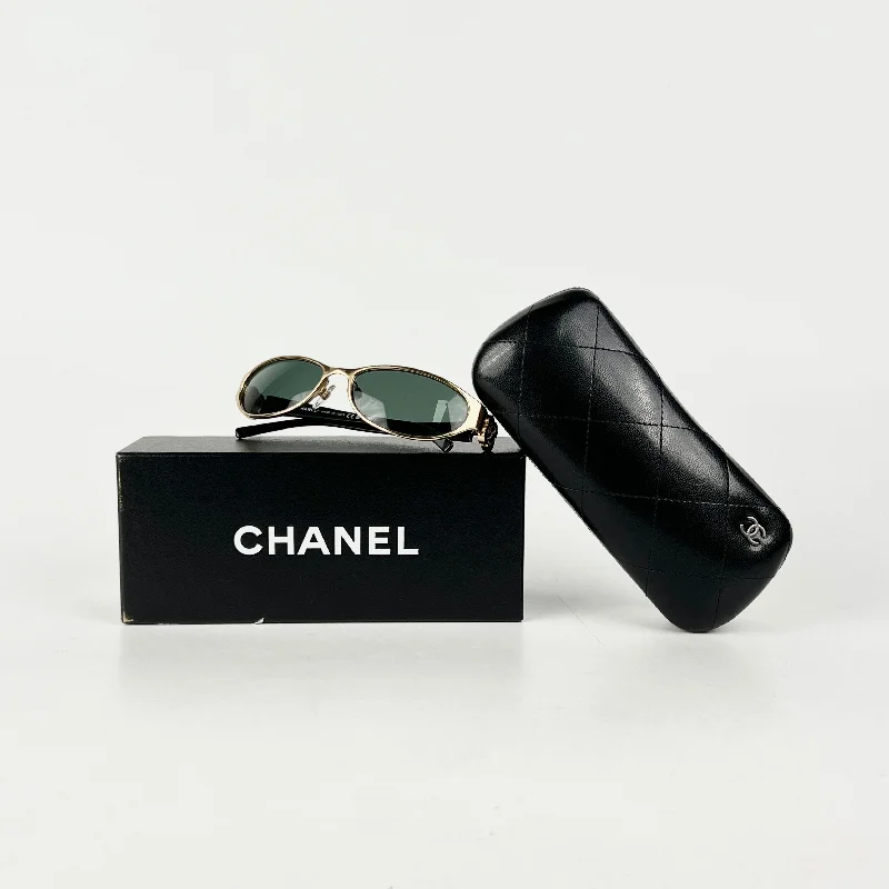 Chanel Sunglasses Gold/Black