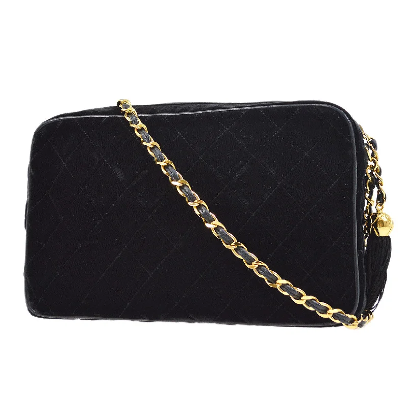 CHANEL 1991-1994 Black Velvet Diamond Camera Bag Small