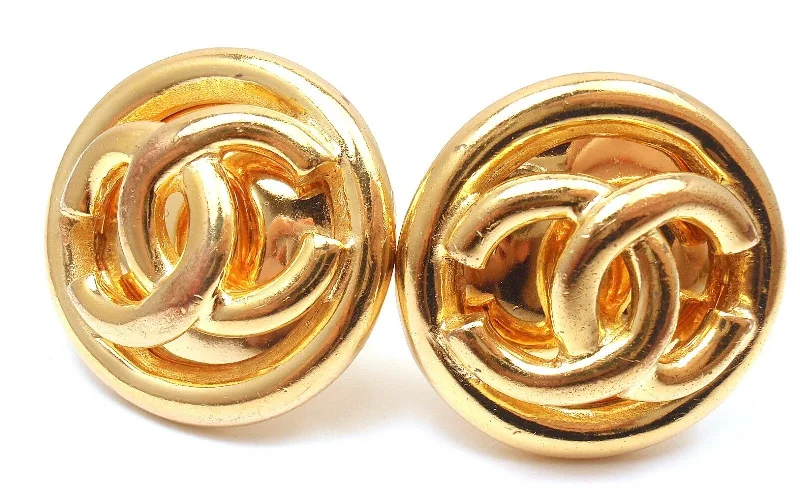 Authentic! Chanel Gold Tone CC Logo Simple Classic Clip-On Large Earrings