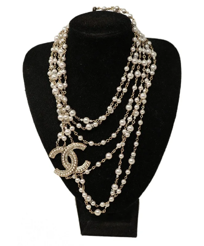 Chanel 2020 Gold Pearl Necklace