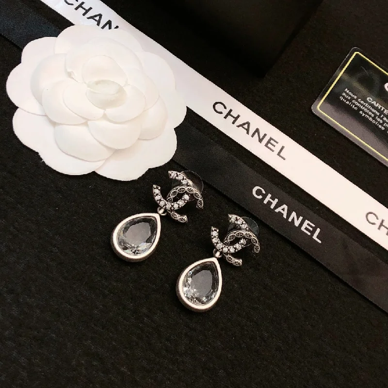 Chanel 2024 new classic logo cc drip earrings