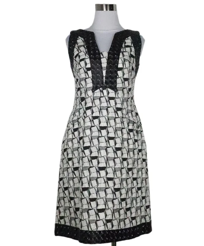 Chanel B&W Print Dress sz 4