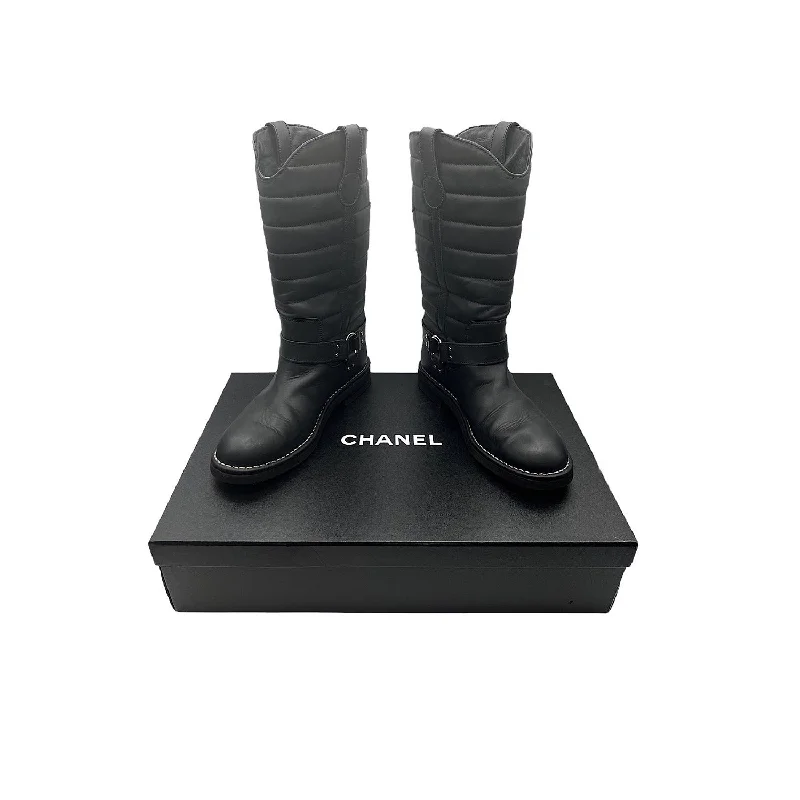 Chanel  Quilted Calfskin Star Biker Boots Sz 40