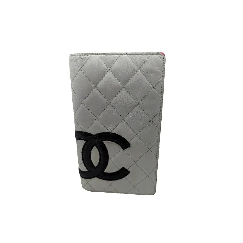 Chanel bag Vintage Ligne Cambon Yen Continental Wallet