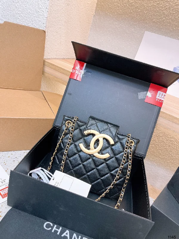 CHANEL CHAIN BAG SHOULDER BAG