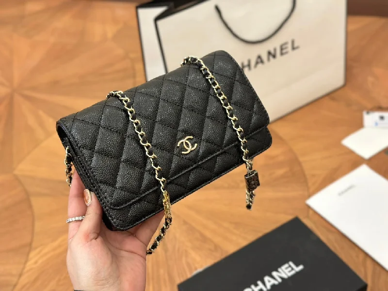 Chanel Flip Chain Bag Shoulder Bag