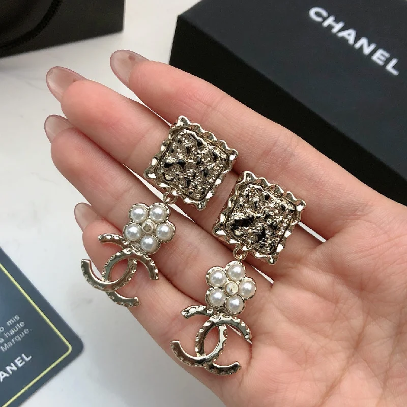 Chanel pearl earrings