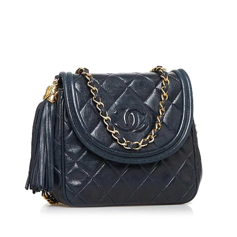 Chanel Quilted Lambskin CC Tassel Crossbody Bag (Cv9Idd)