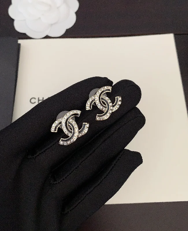 CHANEL square diamond crystal earrings