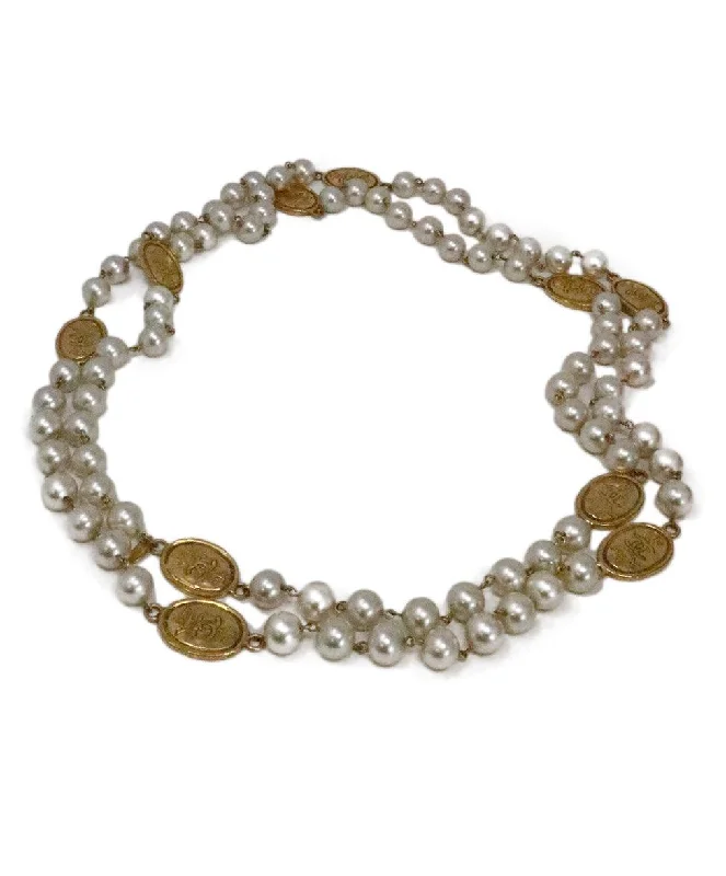 Chanel Vintage Pearl & Gold Rope Necklace