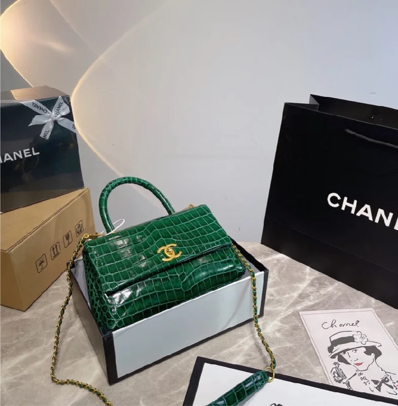 New Chanel Green Woman handbag