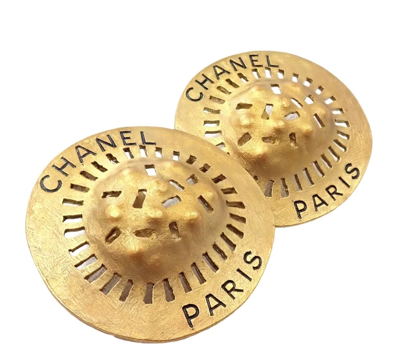 Rare! Vintage Chanel Paris France Medallion Earrings 1994 Fall Collection