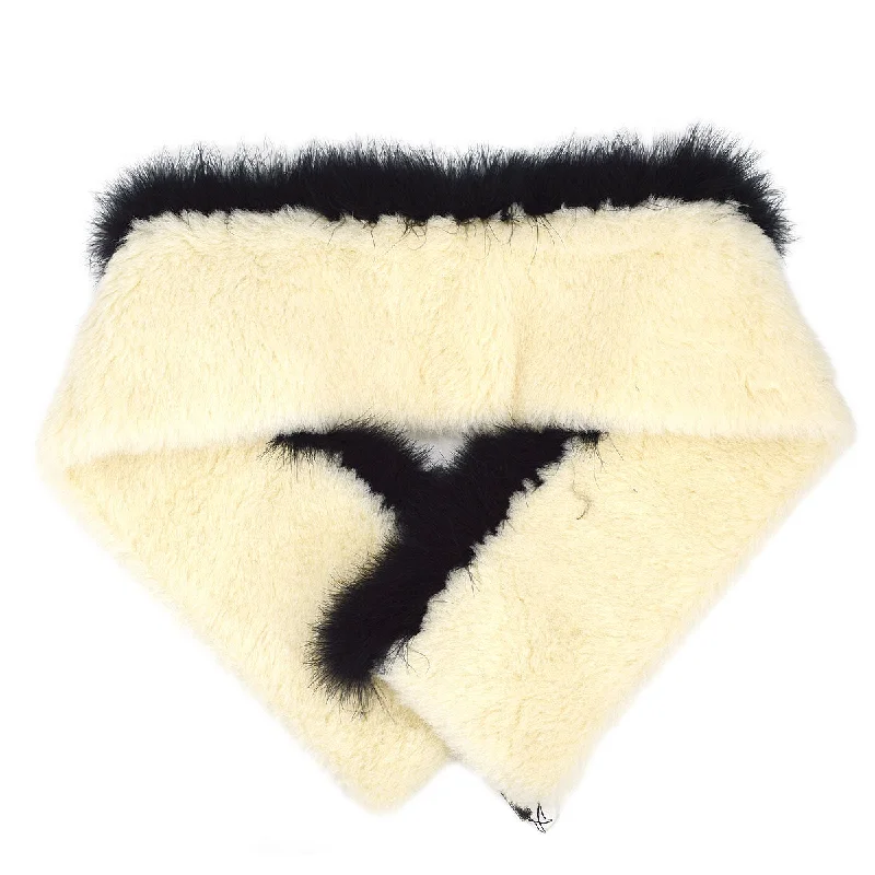 CHANEL 1994 Fur Scarf 14999